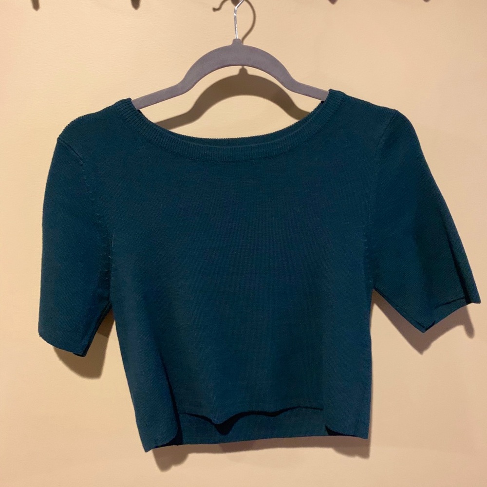 Cropped top